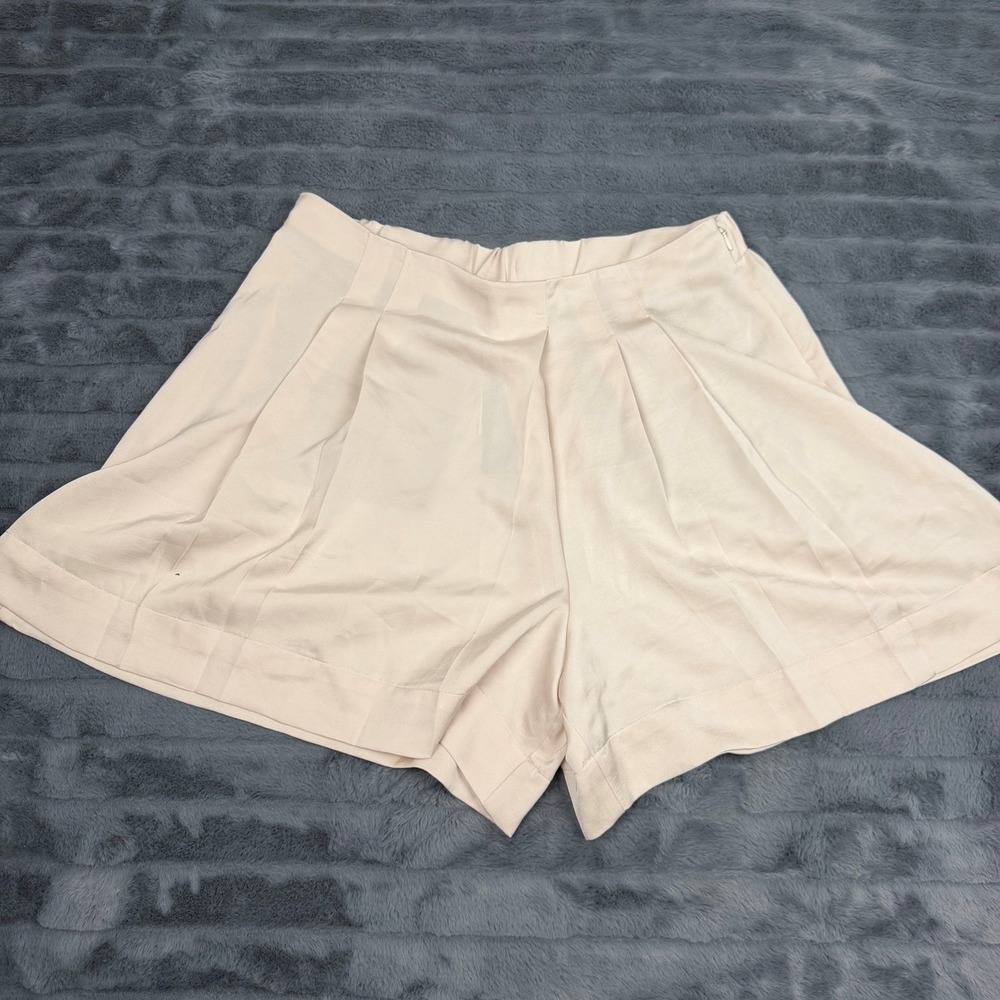 Banana Republic Women Champagne Beige Pleated High Rise Shorts 850484-00 L